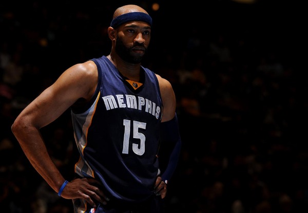 WTA迈阿密站：埃拉淘汰斯瓦泰克，延续黑马之旅.