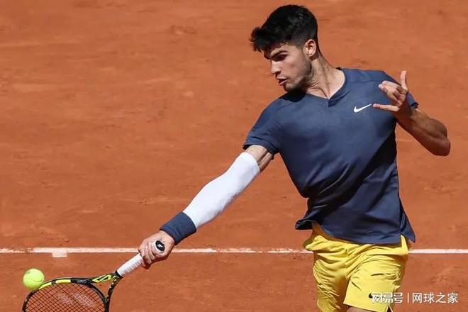 尤其在面对 尤其在面对